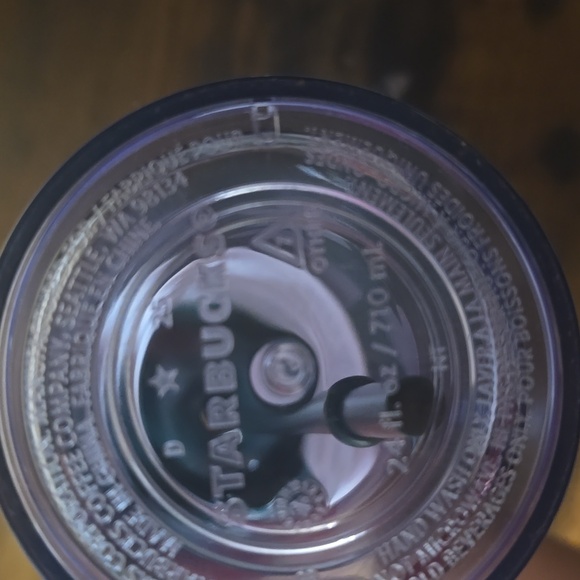 STARBUCKS VALENTINES DAY COLD CUP 240Z NWT - Picture 4 of 5